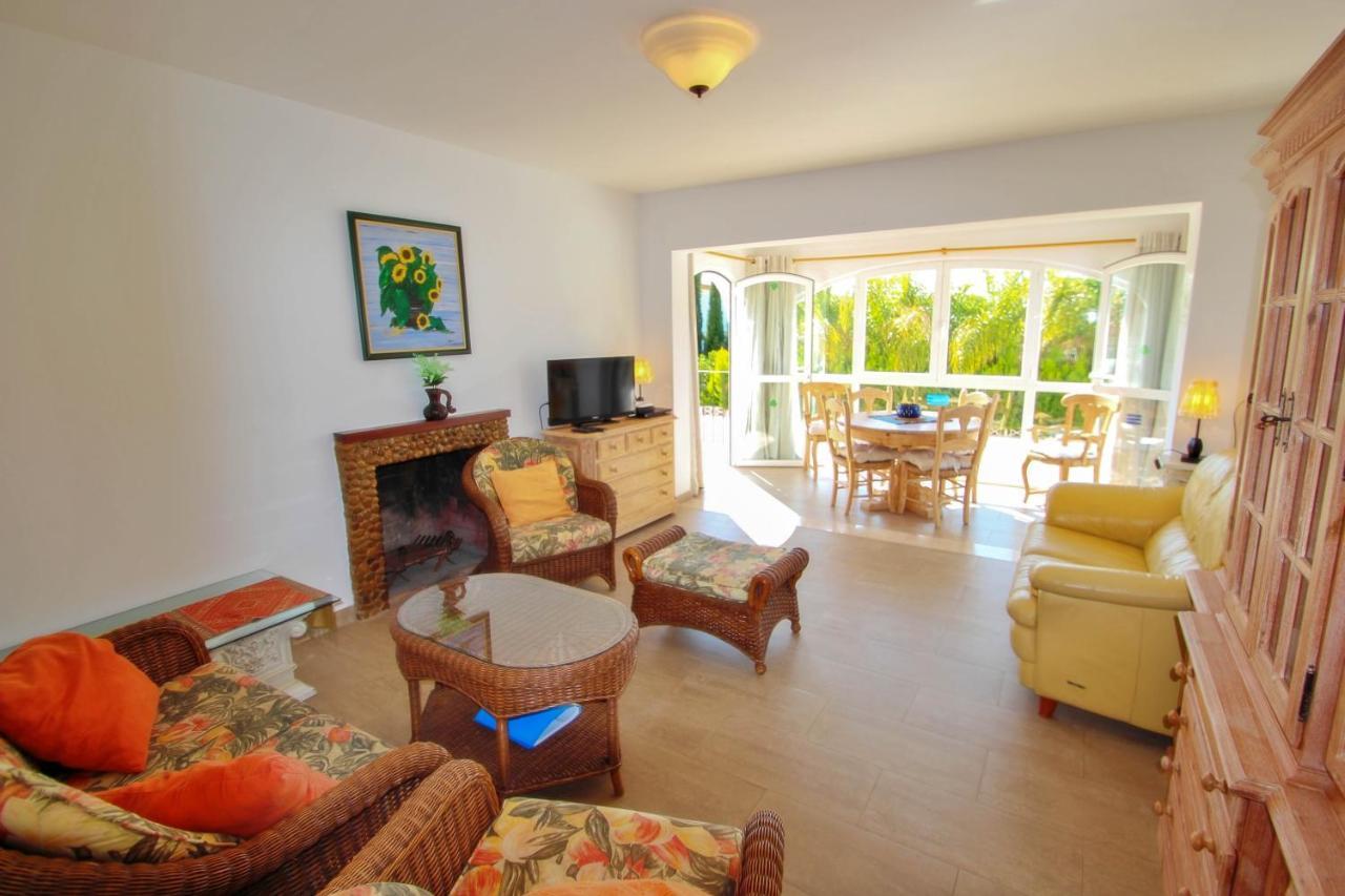Mabruka - Charming, Finca Style Holiday Villa In Бениса Экстерьер фото